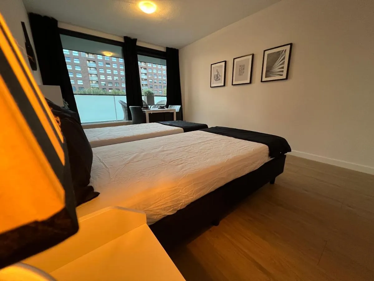 Bridge View Hotel Rotterdam Guest house